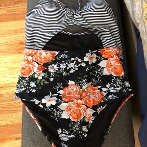 CUPSHE one piece bathing suit